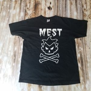 Mens T shirt